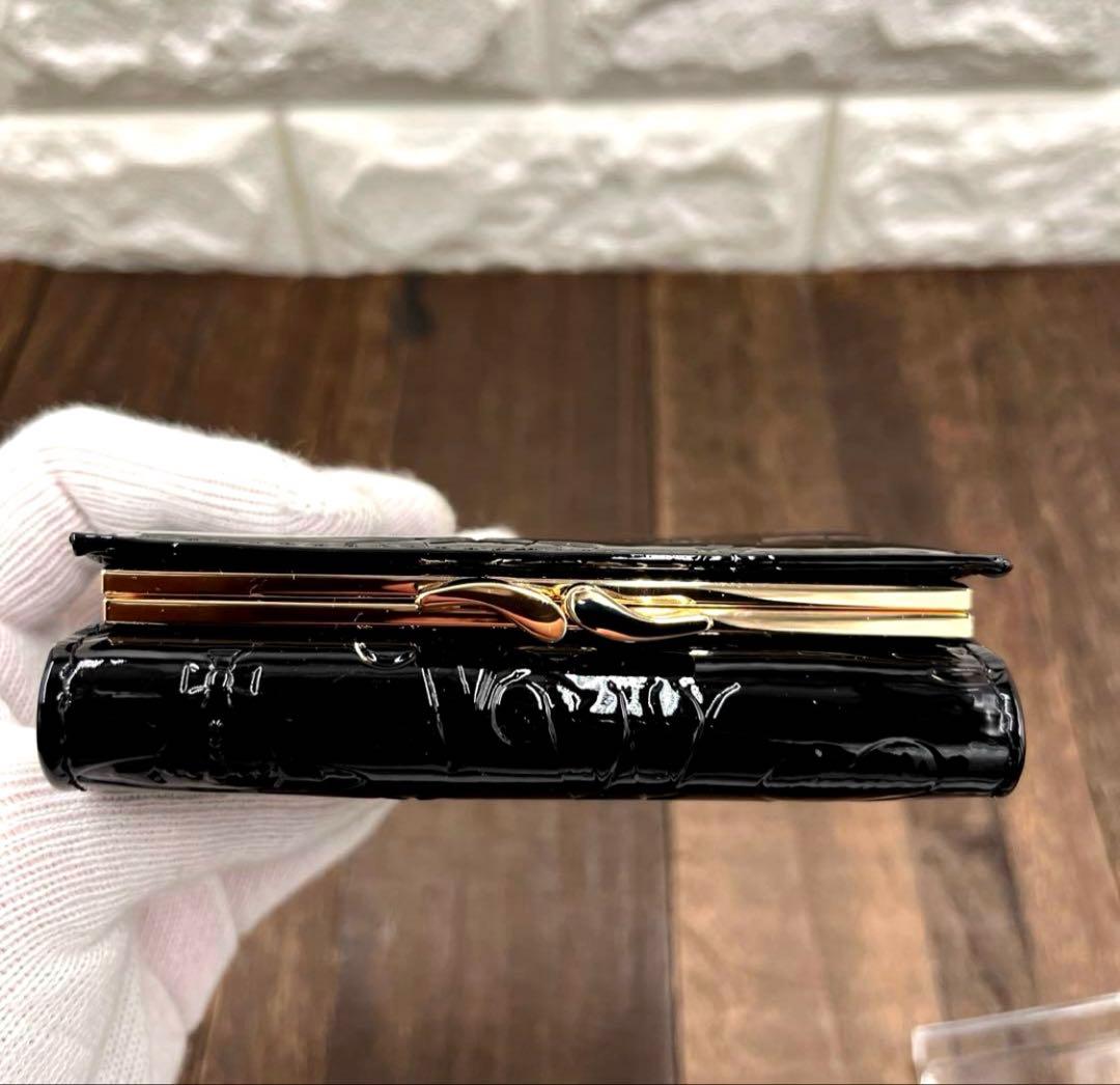 新品未使用　ヴィヴィアンウエストウッド 三つ折財布　黒　エナメル　がま口　⑦