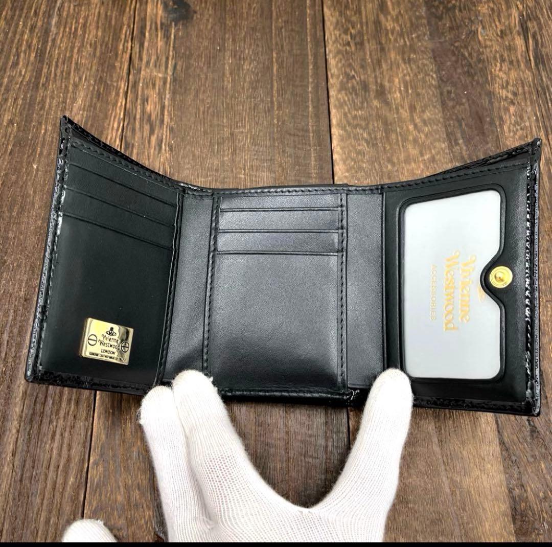 新品未使用　ヴィヴィアンウエストウッド 三つ折財布　黒　エナメル　がま口　⑦