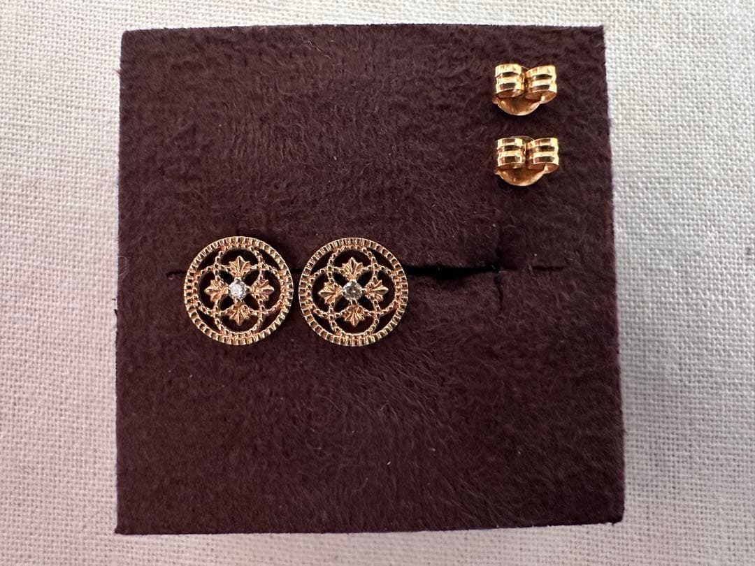 agete アガット　透かし模様　K14 ダイヤ ピアス　K18ポスト＆キャッチ