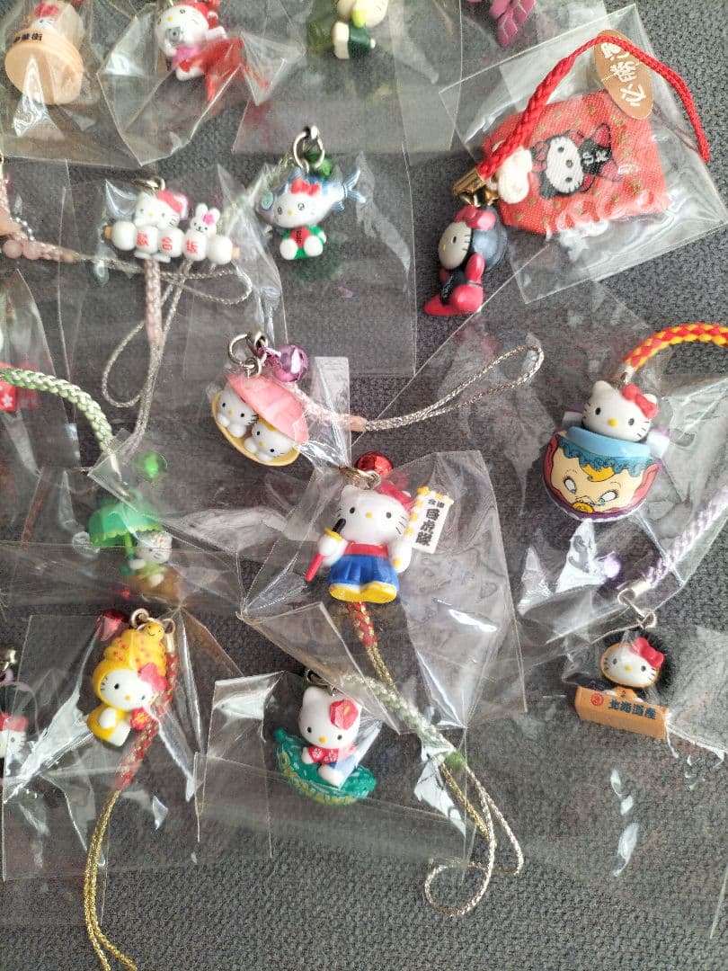 ハローキティ ストラップ 24個セット