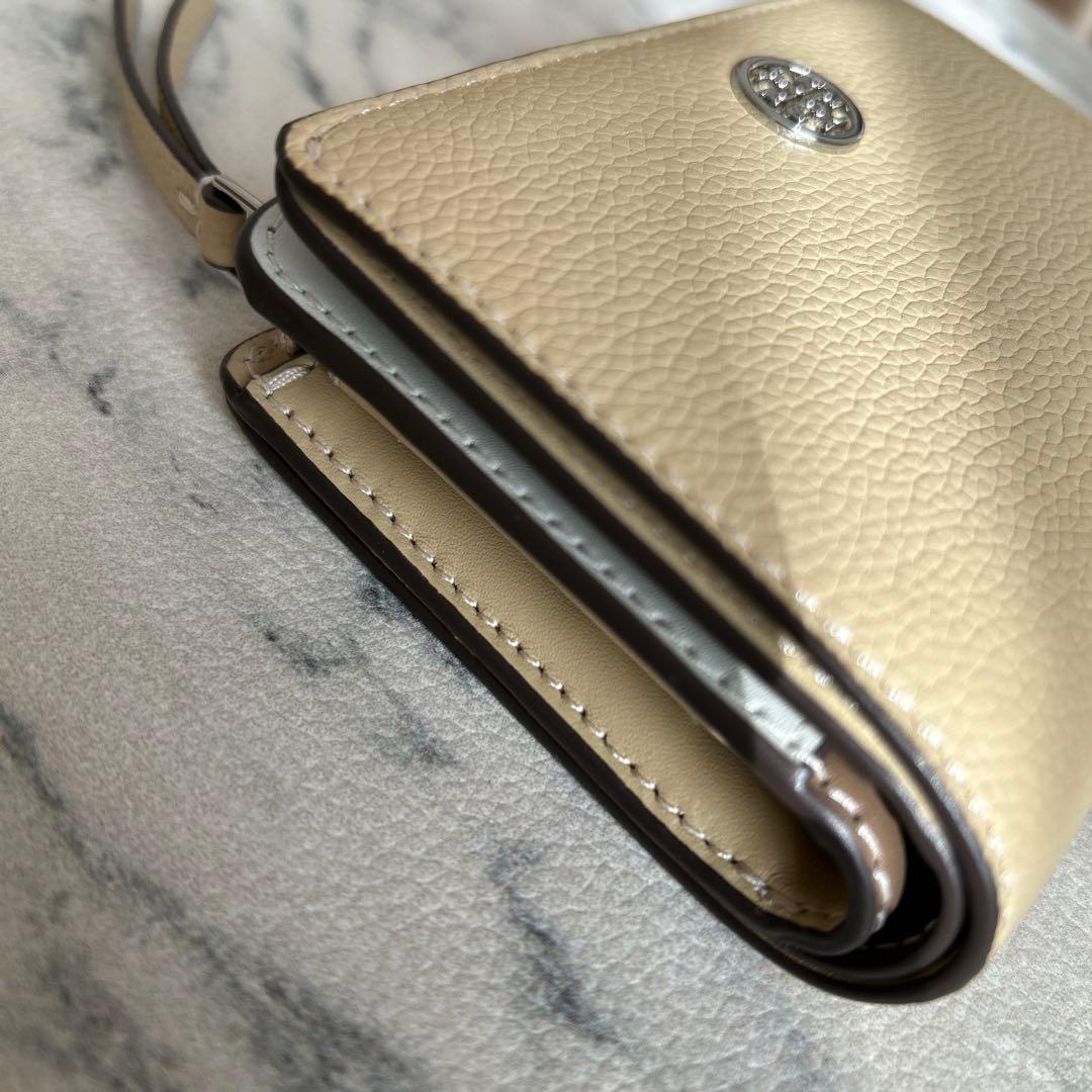 トリーバーチ　ロビンソン ペブルド バイフォールド ウォレット二つ折り財布正規品