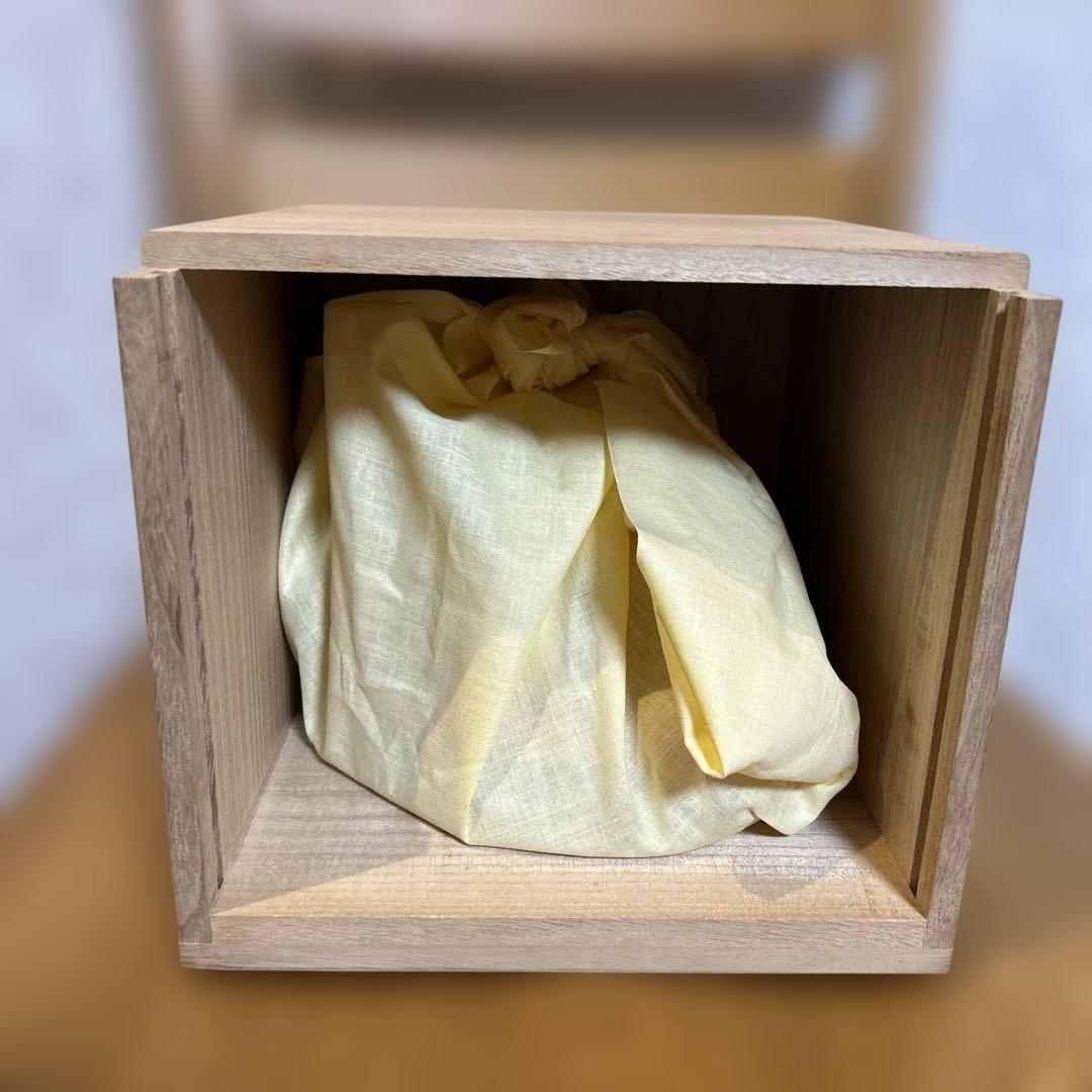 春日有職　橋本寿山作　奈良一刀彫　兜　木箱付き　新品