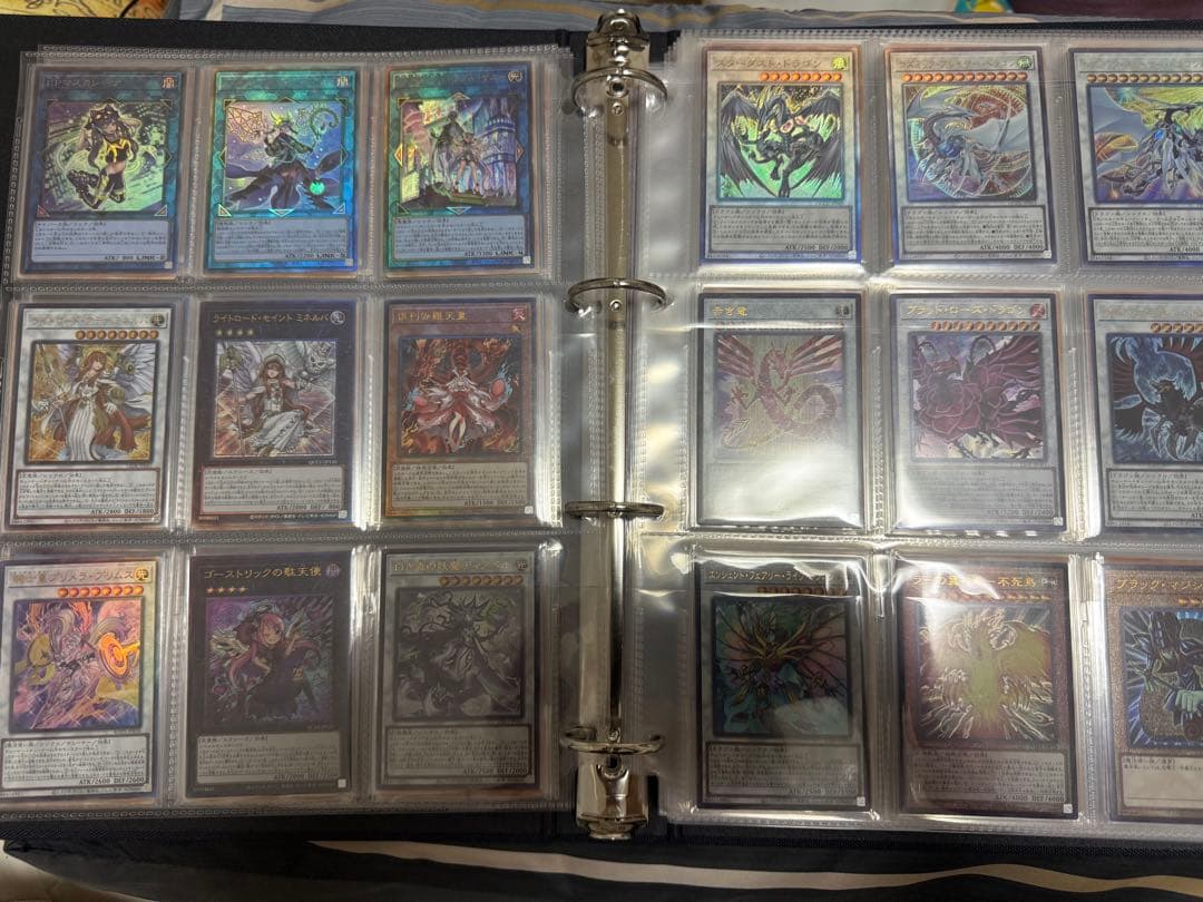 遊戯王新規レリーフ202枚コレクターズ2ホロ20枚セット 白の物語バイ