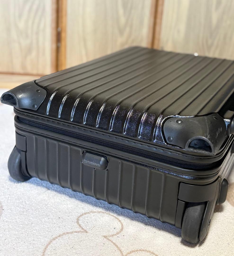 大特価　傷あり　RIMOWA ブラック キャリーケース　機内持ち込みサイズ