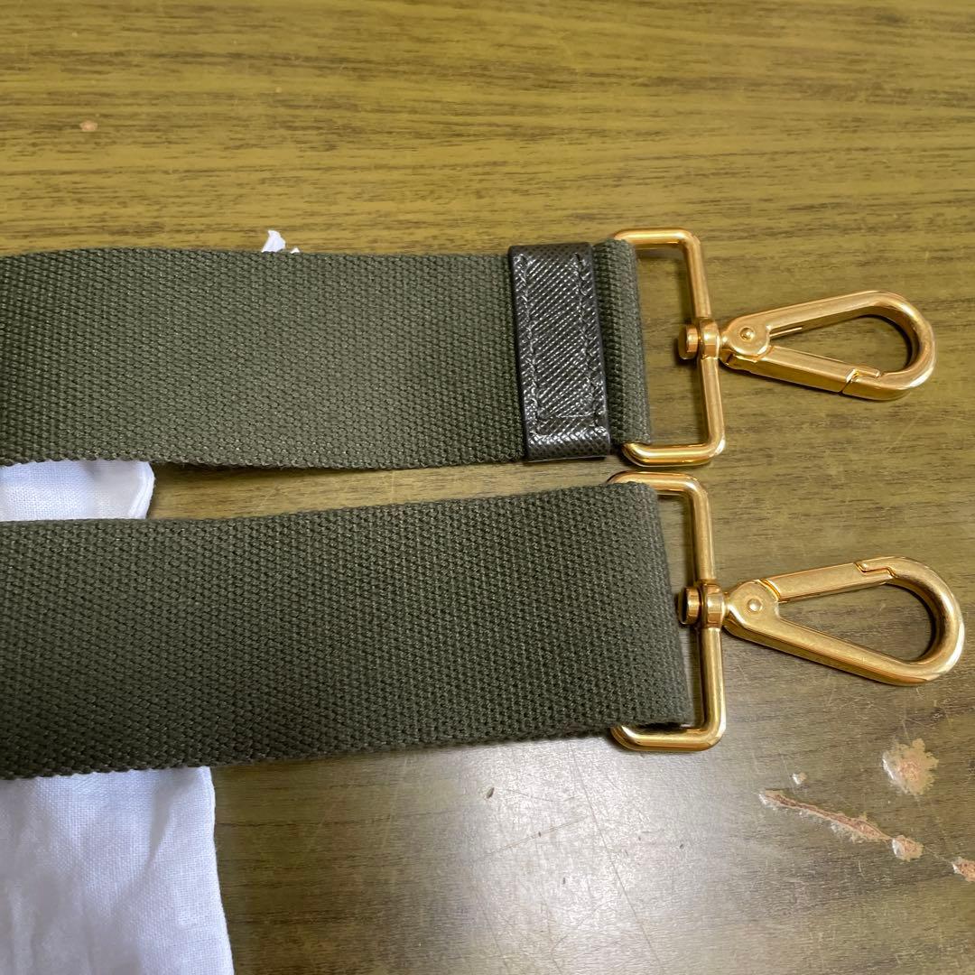 プラダ　カナパ　ショルダー　紐のみ