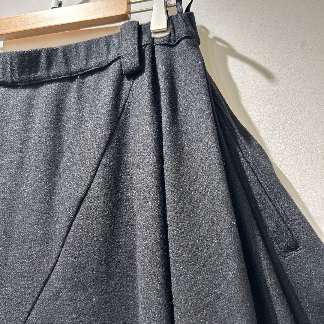 センソユニコ　萌　モユルアシンメトリー黒サルエルパンツ　ブラック　M〜L