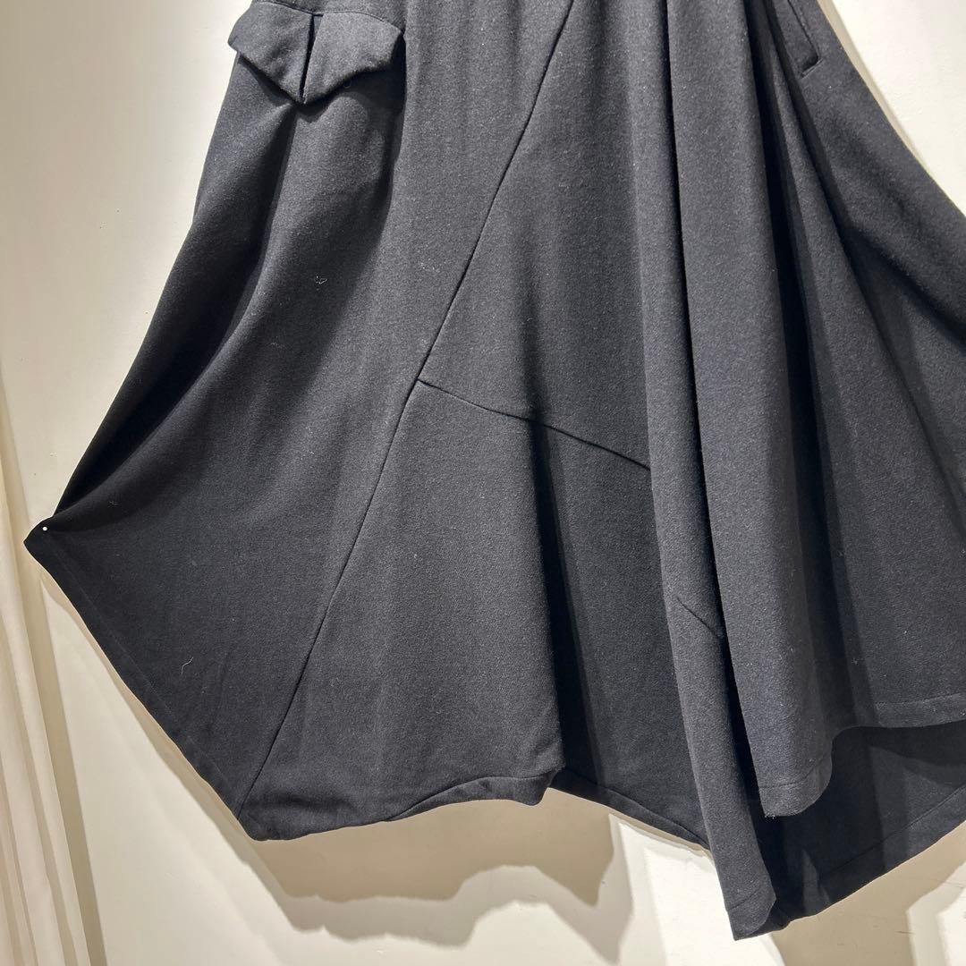 センソユニコ　萌　モユルアシンメトリー黒サルエルパンツ　ブラック　M〜L