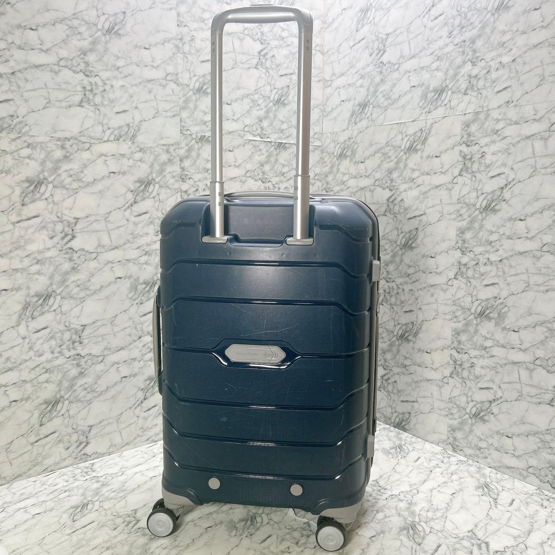 サムソナイト フリーフォーム 拡張可能 スピナー ネイビー 機内 TSAロック