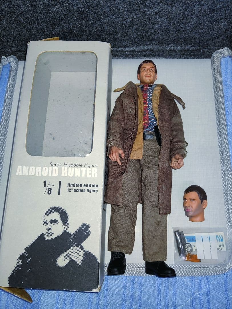 映画[ブレードランナー(デッカード)]1/6.箱付き希少品!