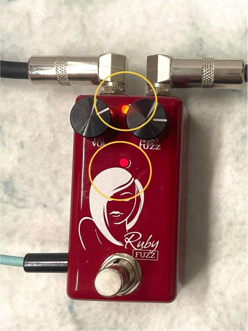 稼働品 RED WITCH レッドウィッチ Ruby Fuzz ファズ 充電式