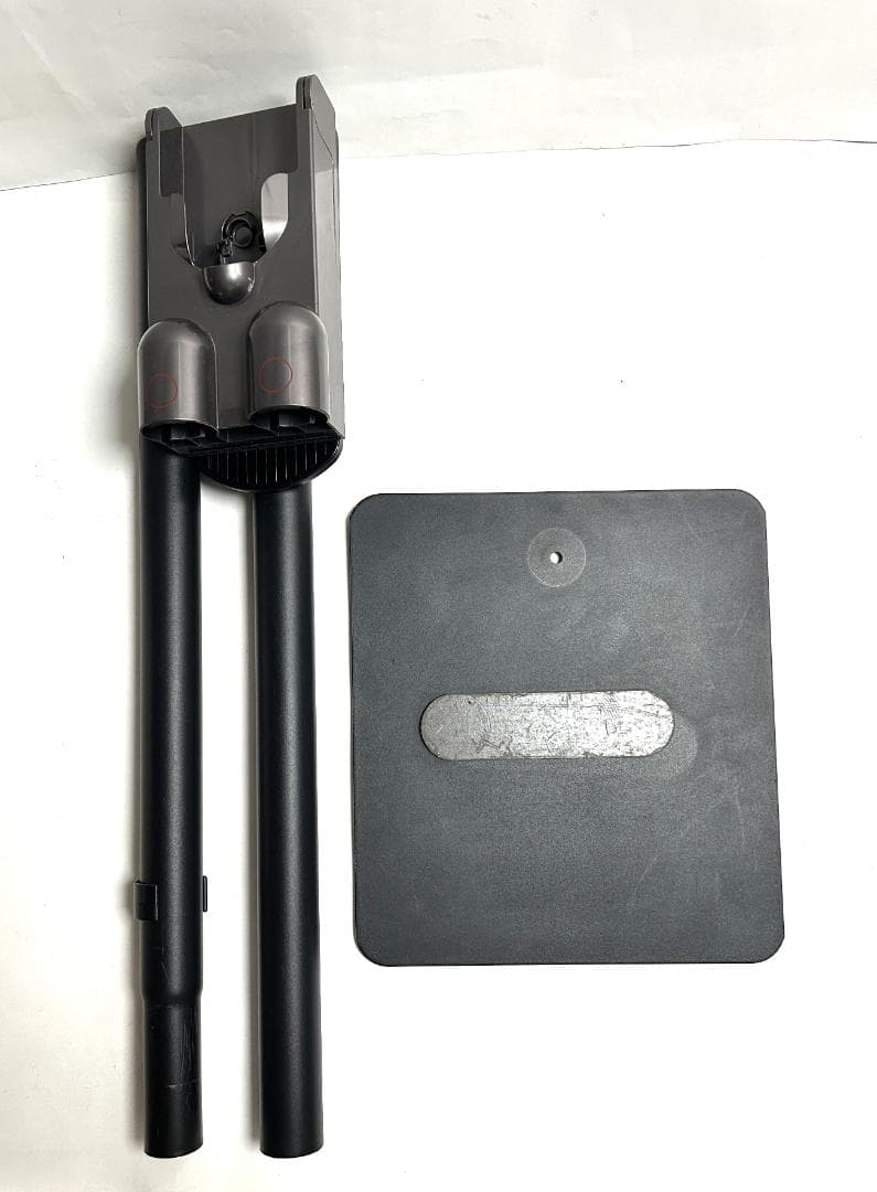 Dyson V10 Fluffy スティッククリーナー スタンド付き