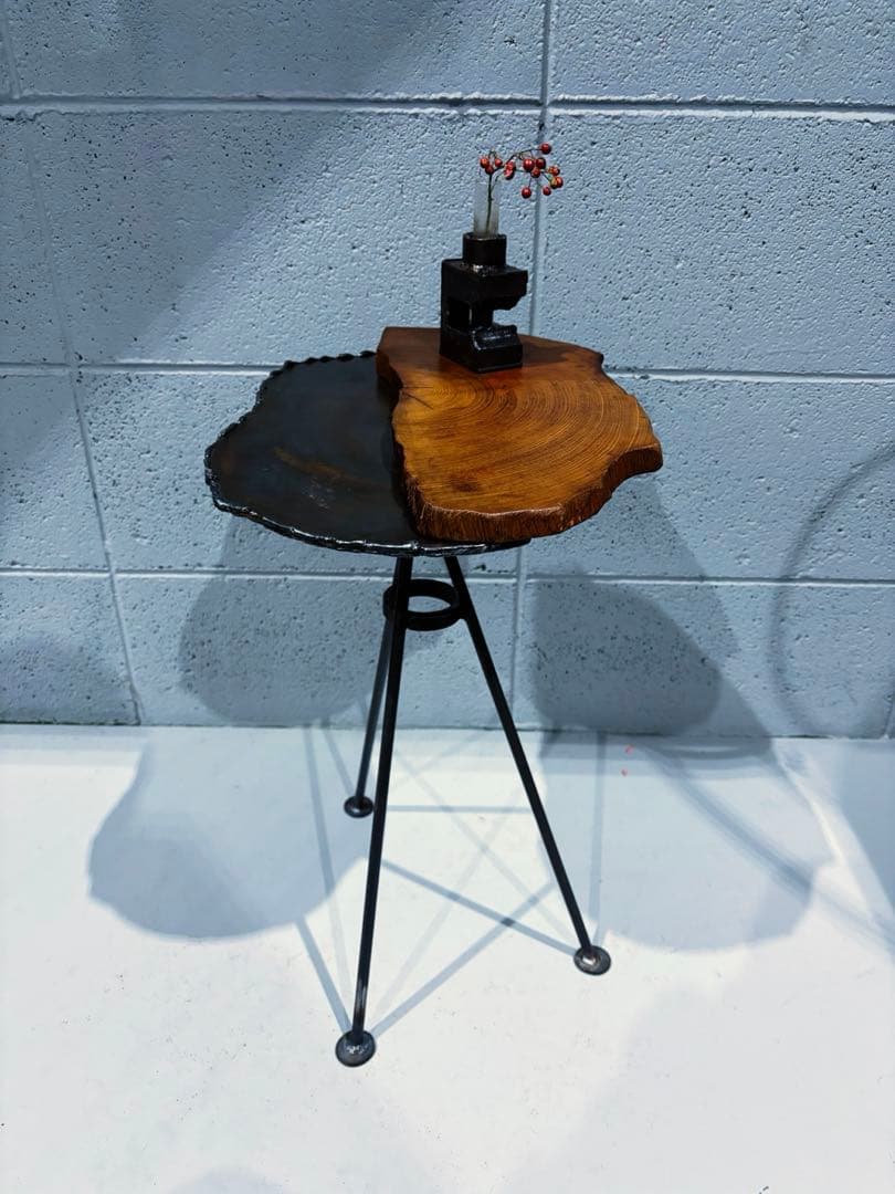 アイアン家具　サイドテーブル　インダストリアル　コーヒーテーブル　ナイトテーブル