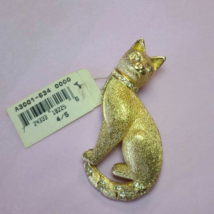 クリスチャン・ディオール　ブローチ　猫　アンティーク　ヴィンテージ　激レア