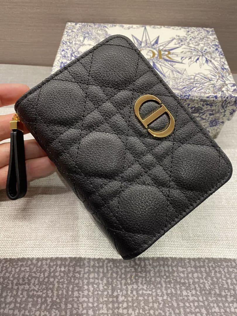 ☆DIORディオール☆“Caro” ☆二つ折財布