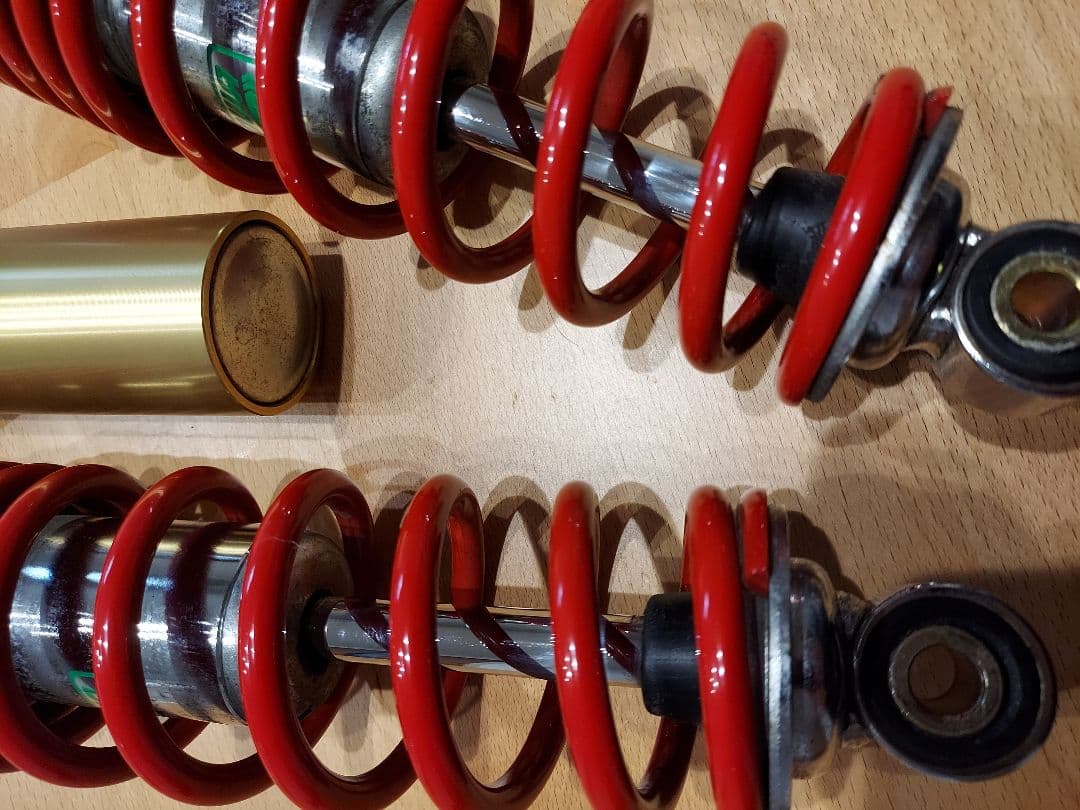 cb400sf　nc39　純正リアサスペンション