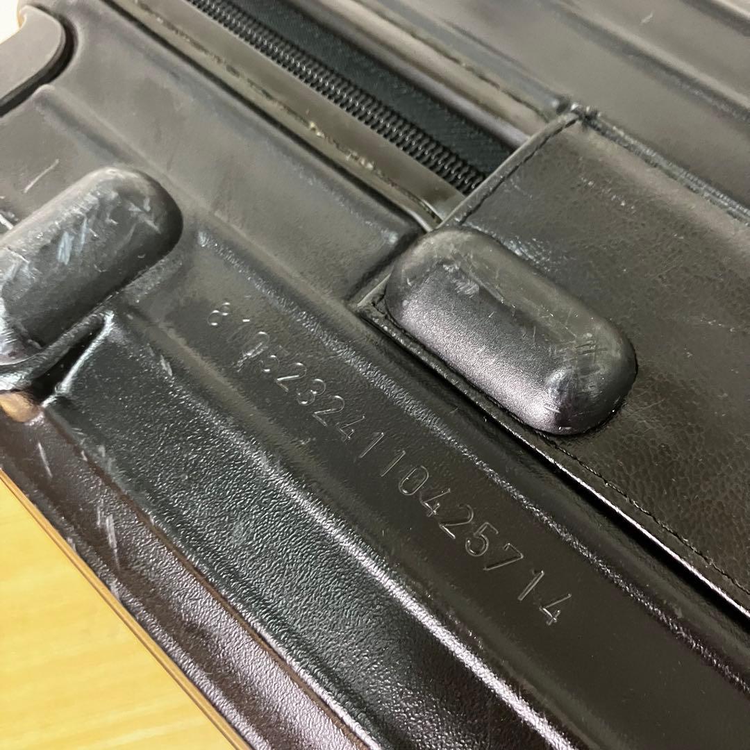 RIMOWA リモワ　4輪　SALSA サルサ　黒ブラック　キャリーケース