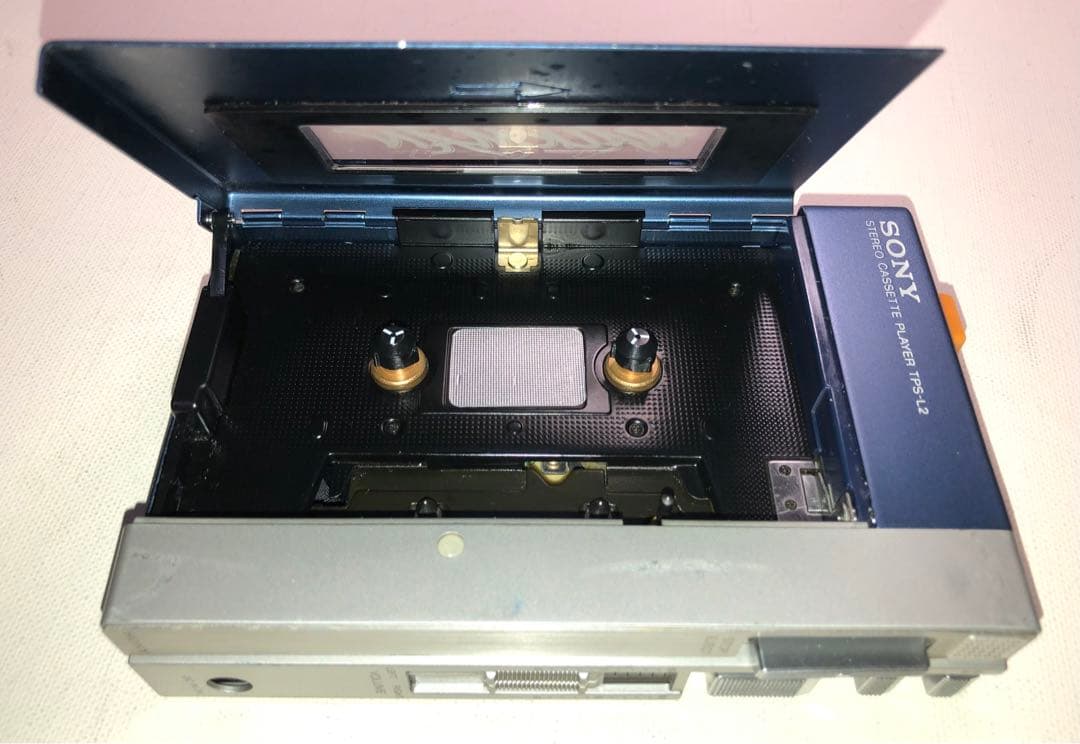 TPS-L2再生感動Guys&Dolls SONY初代カセットウォークマン良品C