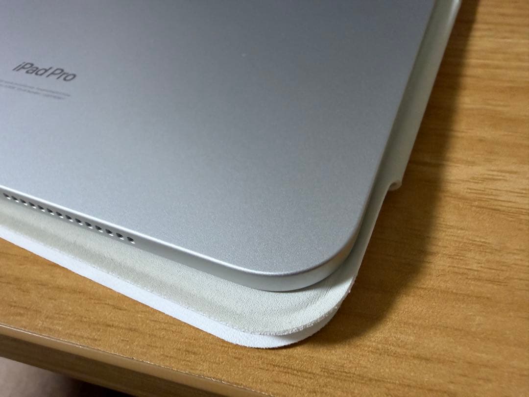 【美品】Apple iPad Pro M4シルバー256GB wifi