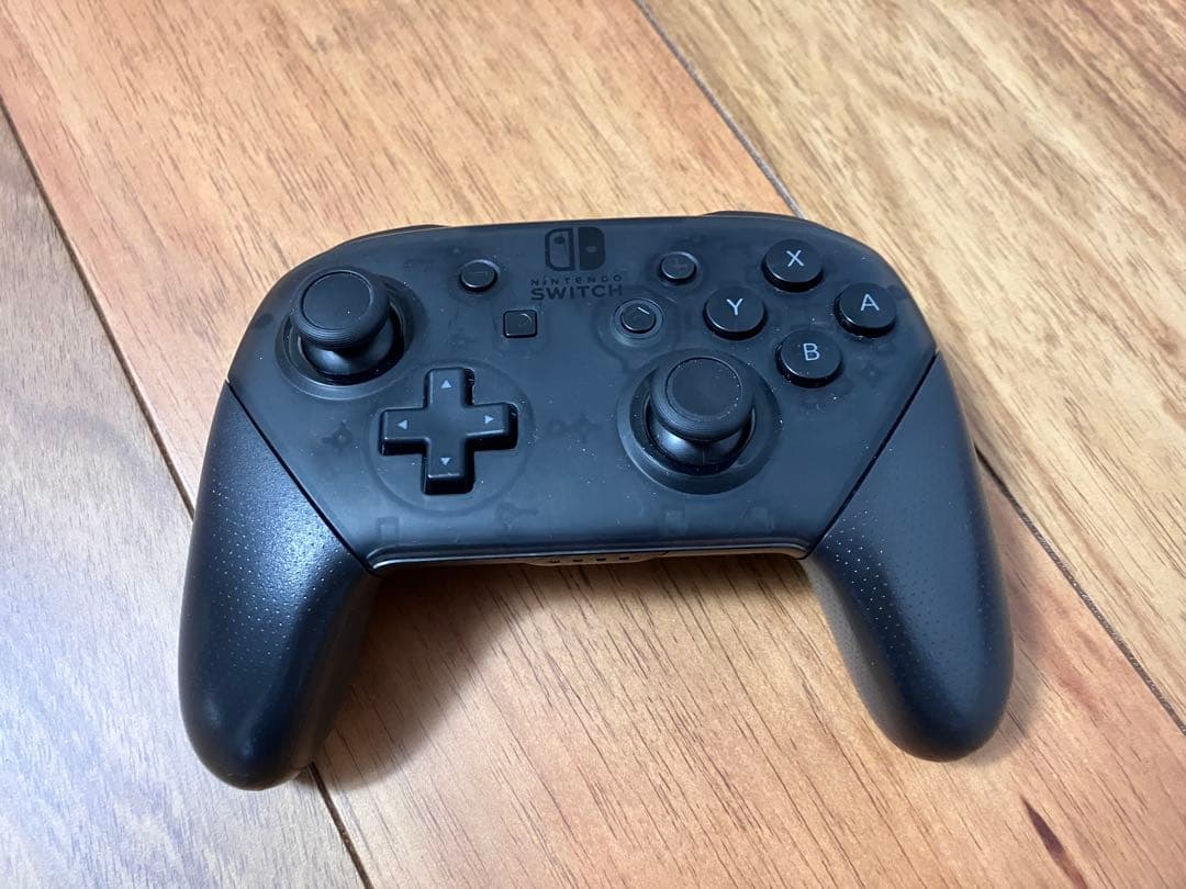 Nintendo Switch 本体・プロコン2台付き