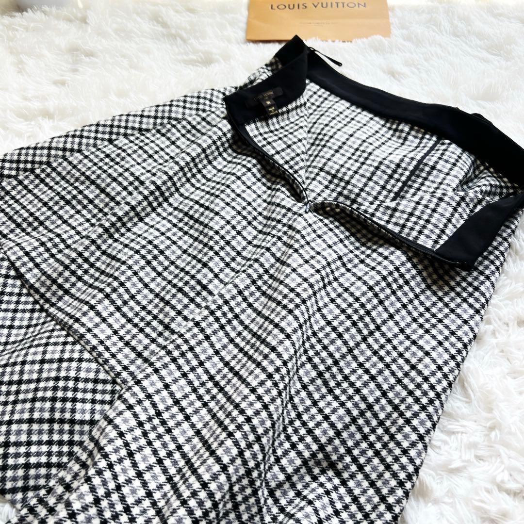極美品　LOUISVUITTON ヴィトン　スカート　ベルト付　フレア　ロング