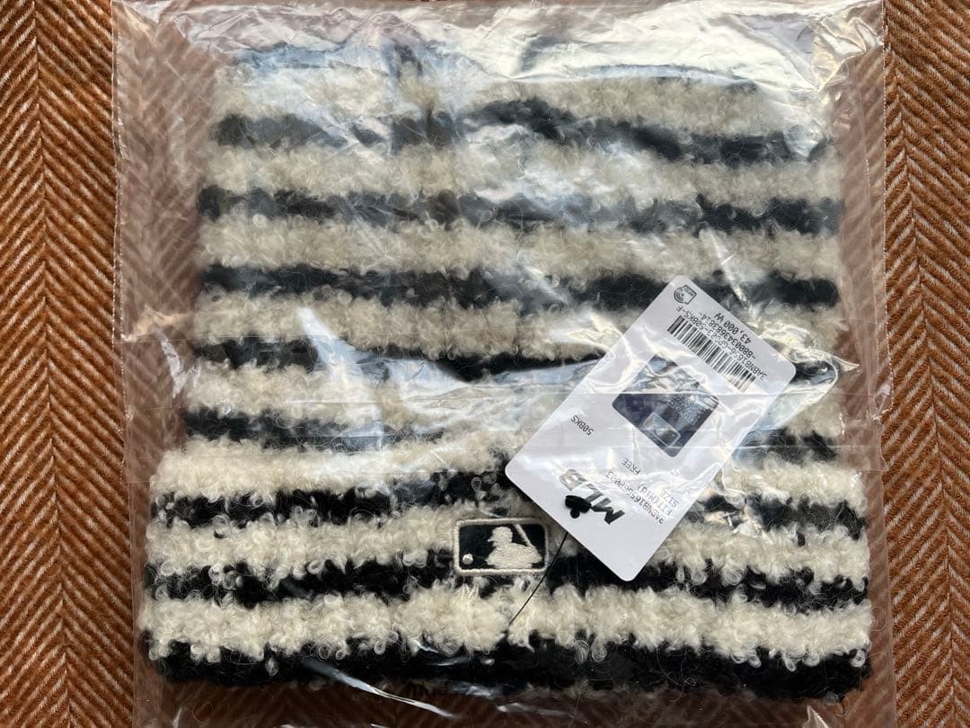 MLBビーニー ボーダー　karina着用 猫耳ニット帽　ミャオン　ショッパー