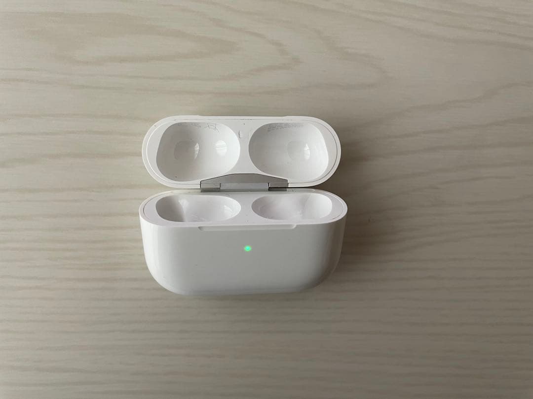 AirPods ケースのみ
