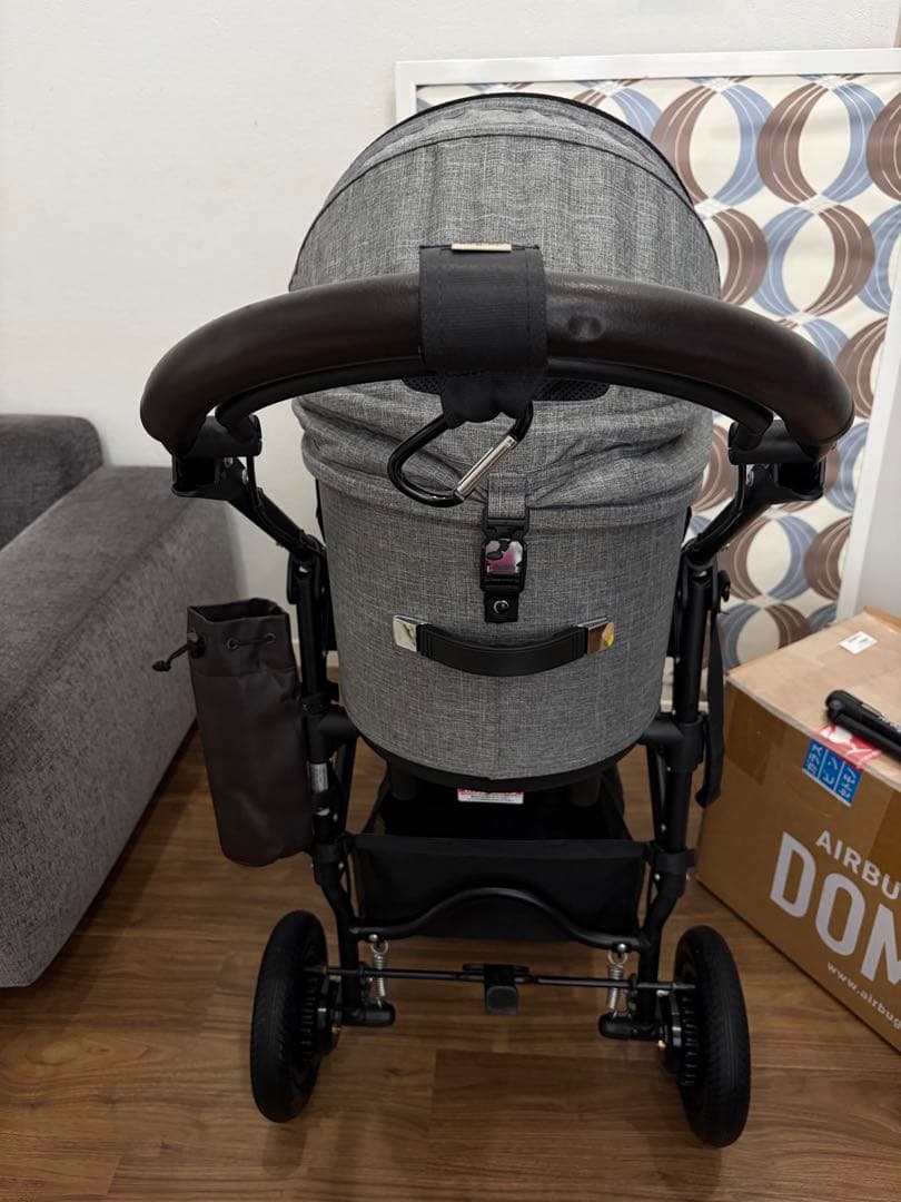 コットは試乗のみ　エアバギーDOME3 レギュラー　ペットカート　アースグレー