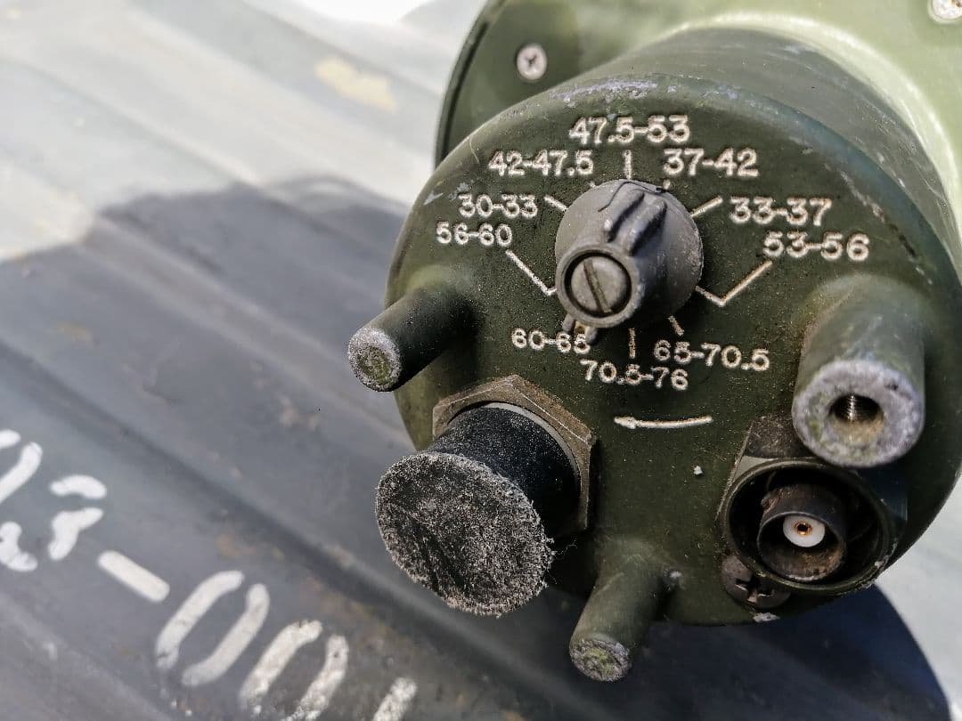 米軍　実物放出品 Hummer H1 アンテナホイップ＆マッチングコイルセット