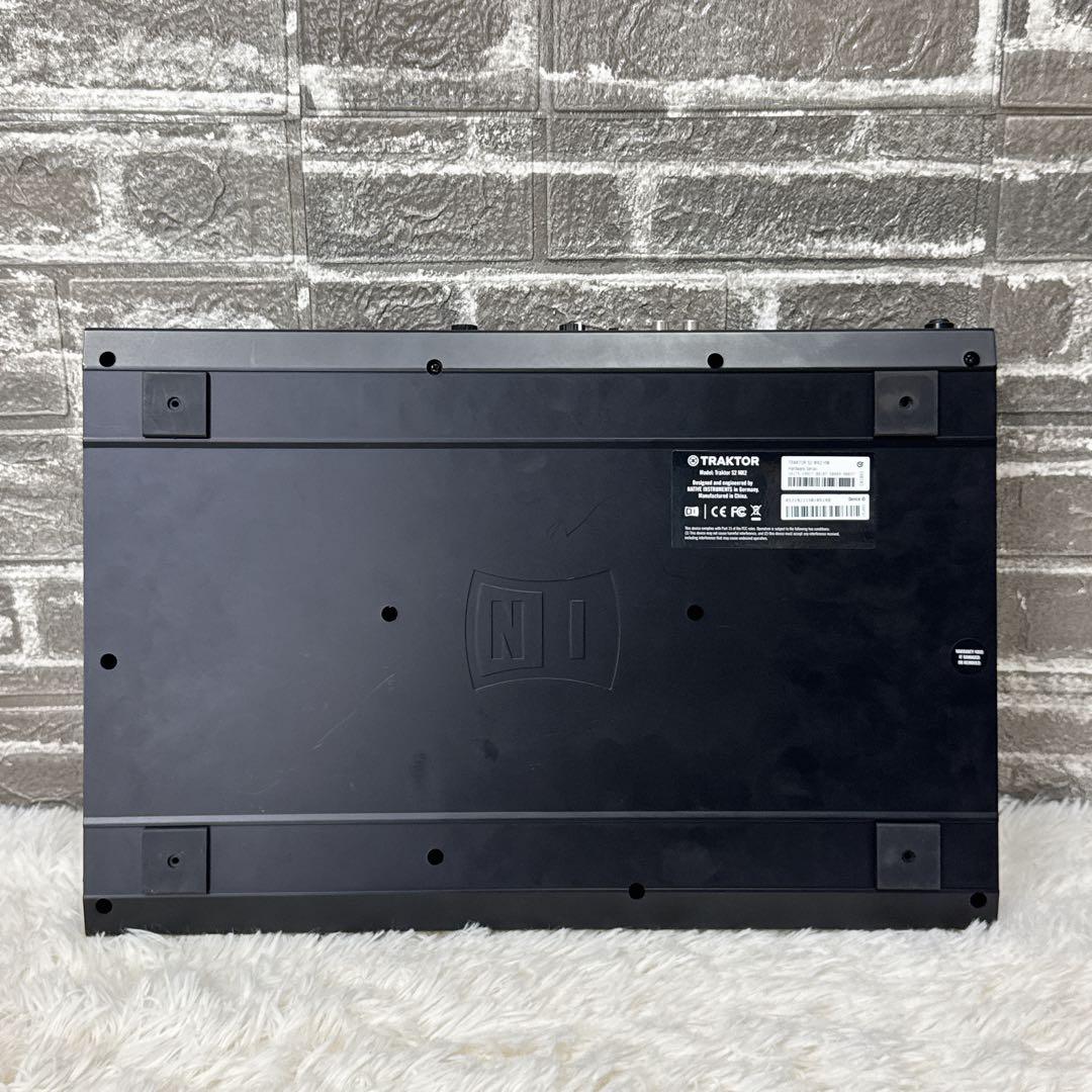 TRAKTOR KONTROL S2 MK2 DJコントローラー