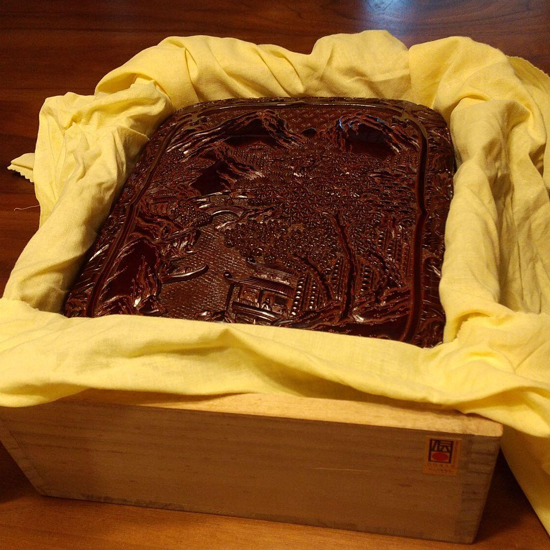 村上堆朱の 硯箱(山水の図)