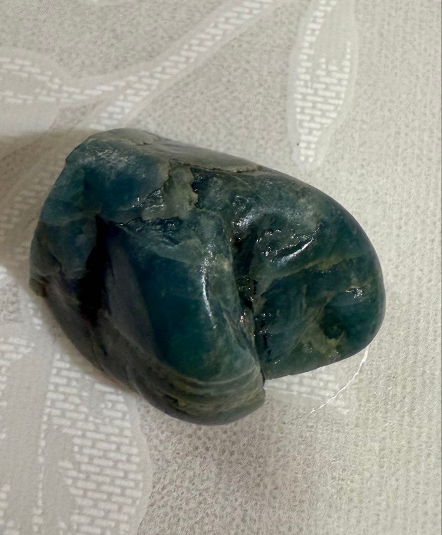 新潟県糸魚川市市振海岸産青(コバルト)ヒスイ　ルース　5.25ct