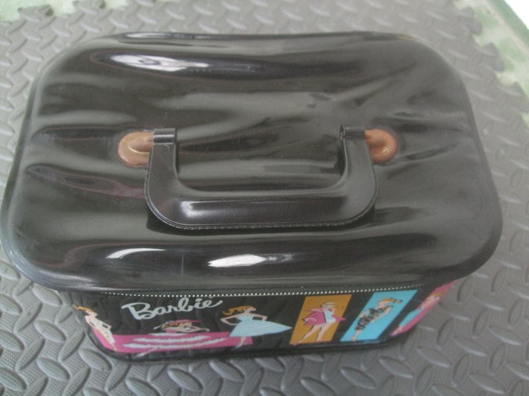 お値下げバービー 1961年 ビンテージ ドールケース 収納ケース黒