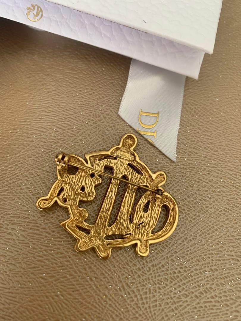 ディオール DIOR ブローチ 旧ロゴ ヴィンテージ クリスチャンディオール