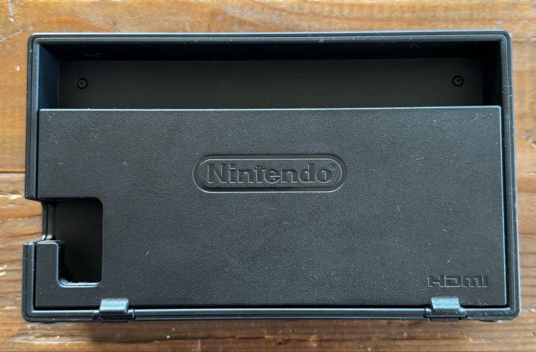 Nintendo Switch 本体 | 純正ケース + ソフト3本付き