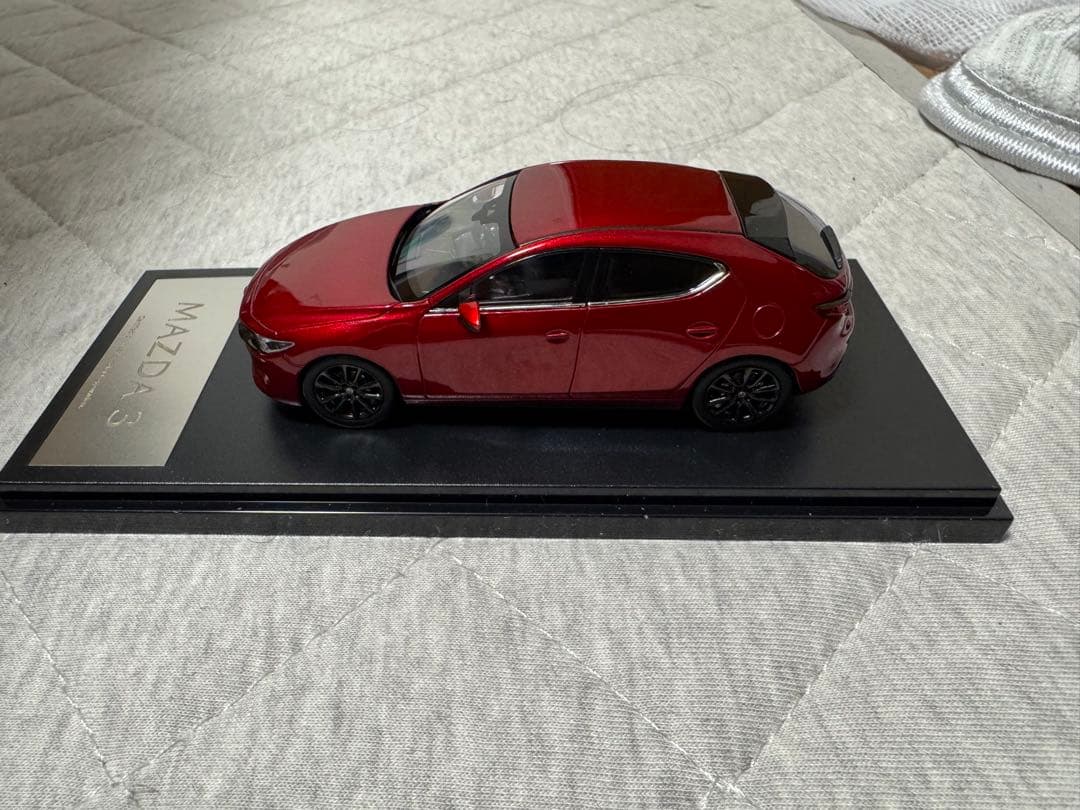 MAZDA 3 ミニチュアモデル ソウルレッド