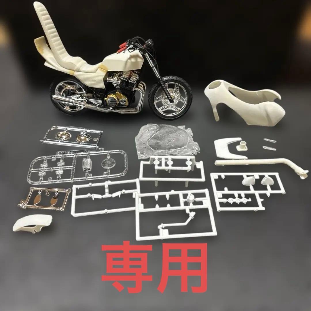 CBX400F プラモデル