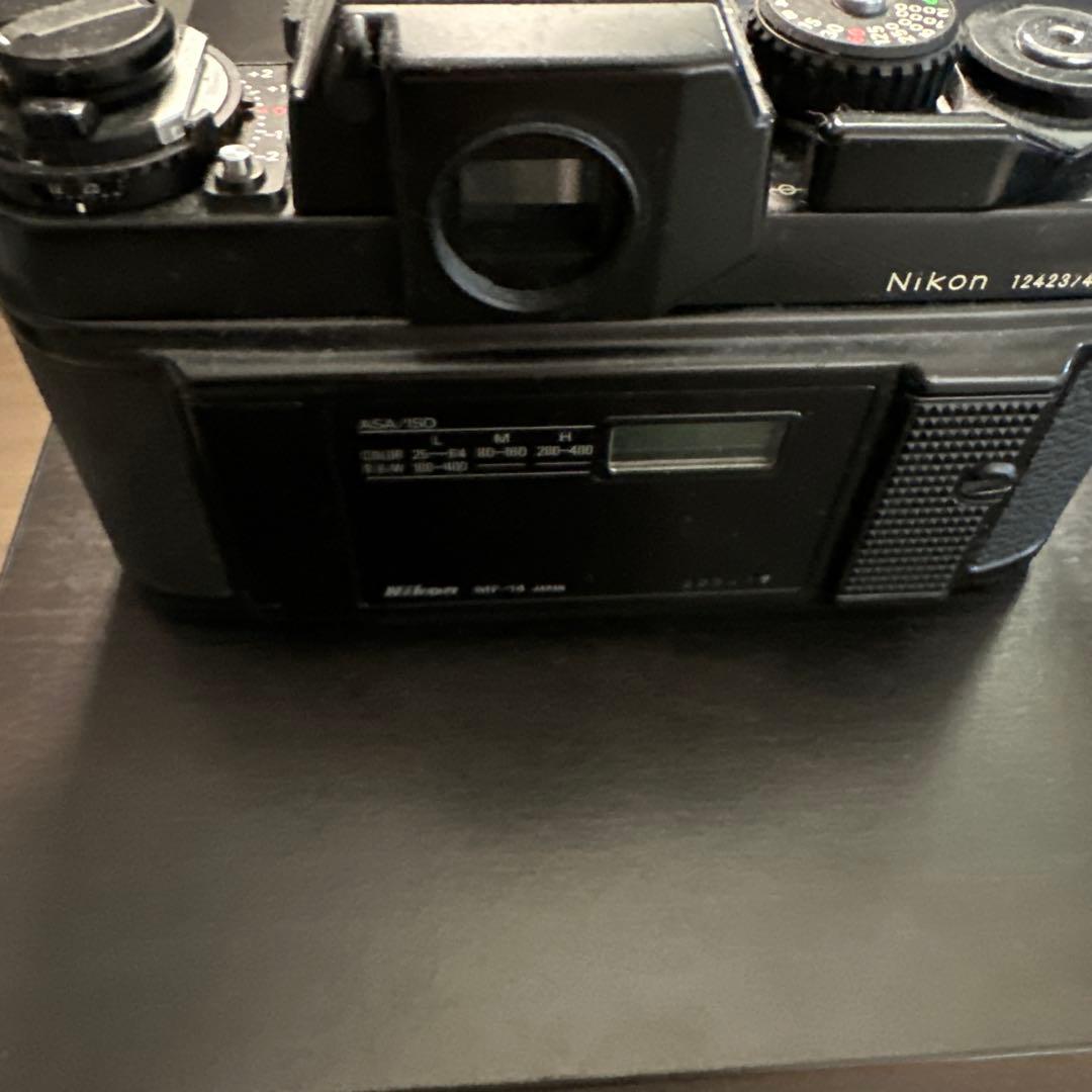 Nikon F3 一眼レフカメラ Tamron 200mmレンズ付き