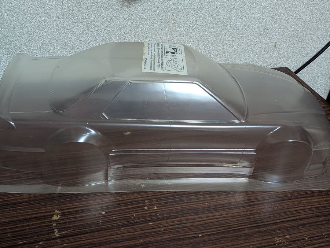 ラジコンボディーのみNISSAN Y31CIMA　1/10スケール