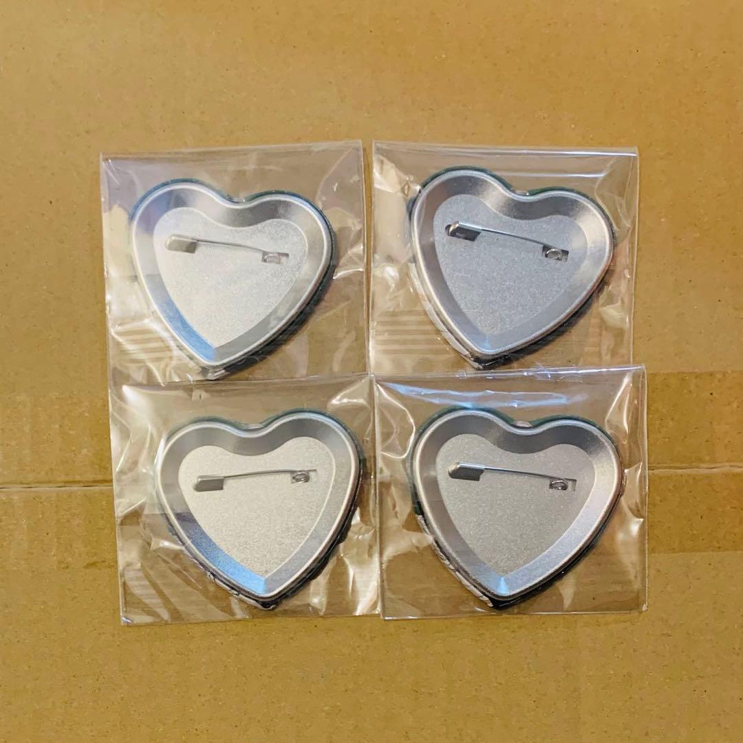 進撃の巨人 ハート型缶バッジ TSUTAYA 特典 WIT STUDIOリヴァイ