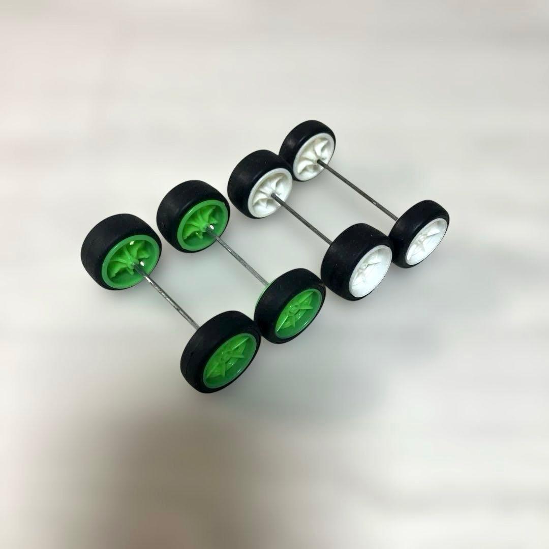 あ*ぬ様 ミニ四駆 引退セット車両3台とパーツ・セット ミニ四駆専用アタッシュケ