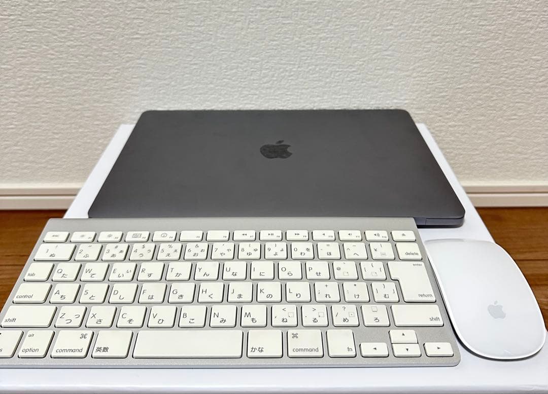 MacBookPro(2020)M1 スペースグレー　最終値下げ