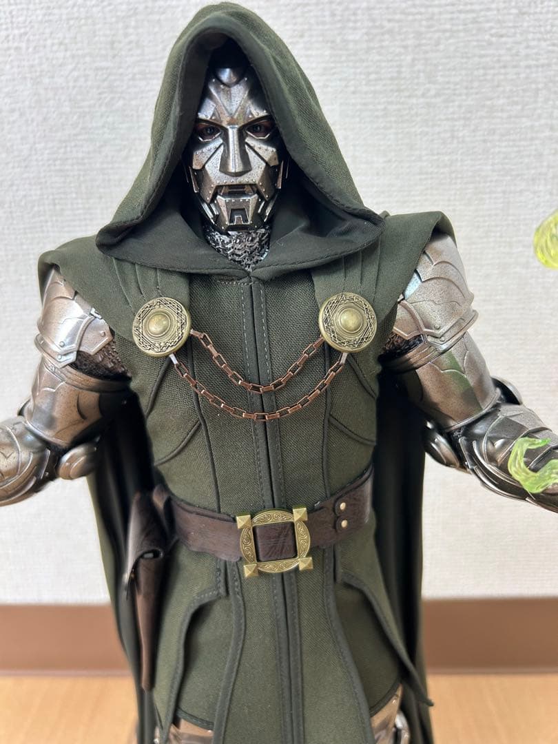 最終値下げ　ホットトイズ　ドクター・ドゥーム［ボーナスアクセサリー付き］1/6