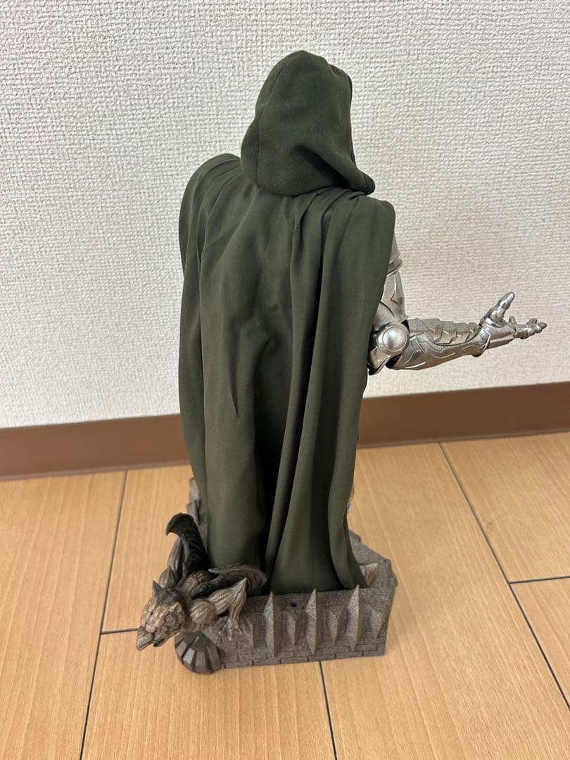 最終値下げ　ホットトイズ　ドクター・ドゥーム［ボーナスアクセサリー付き］1/6