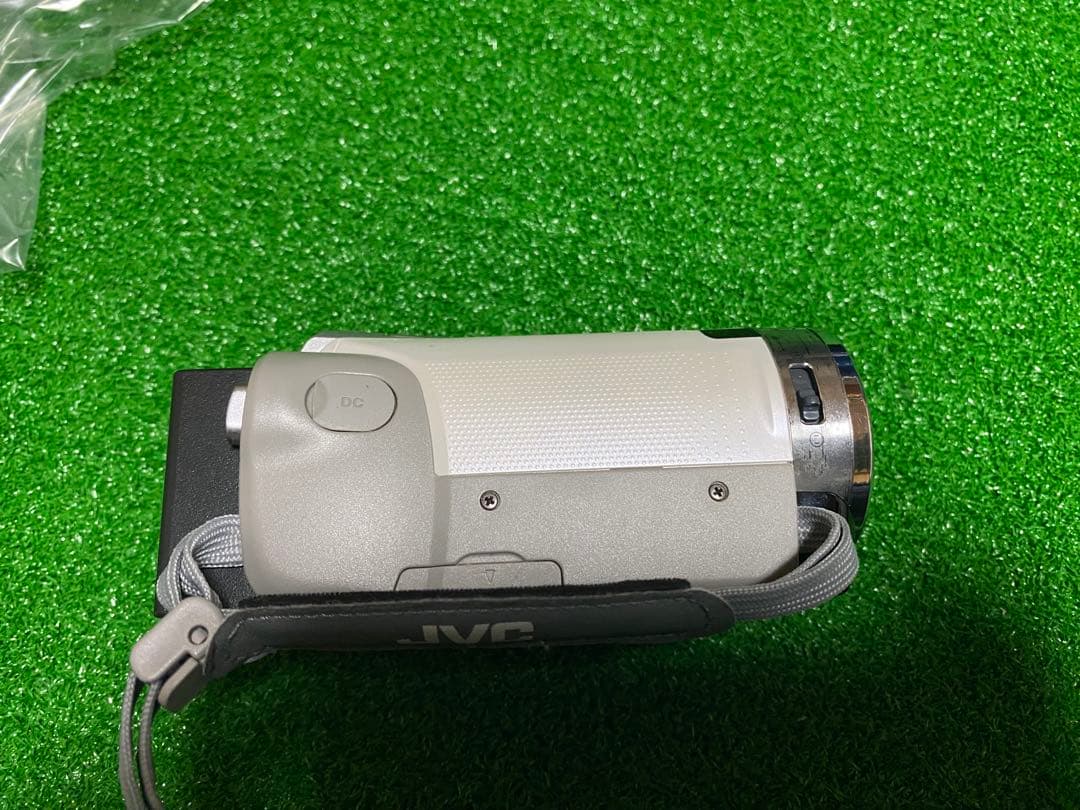 JVC ビデオカメラ GZ-E770-W