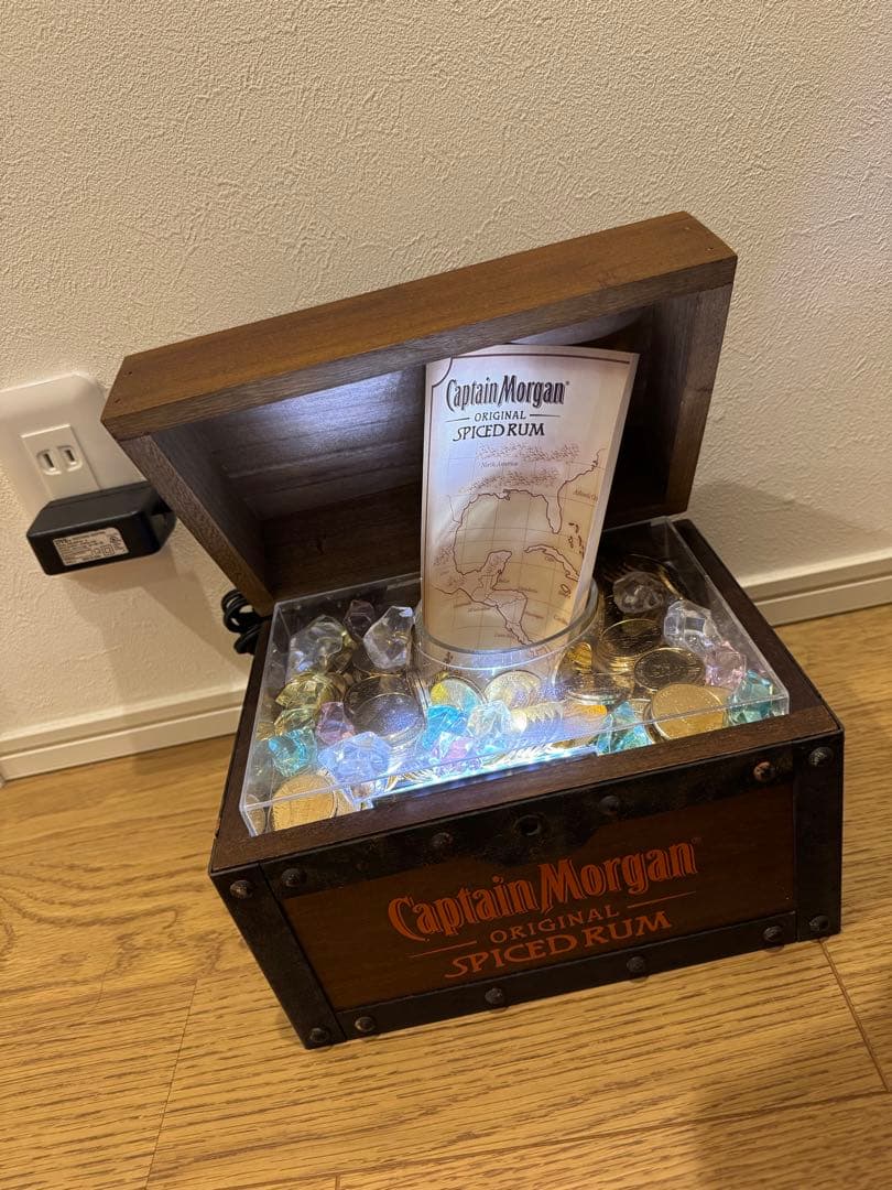 Captain Morgan スパイスラム 宝箱ボトルライト　照明