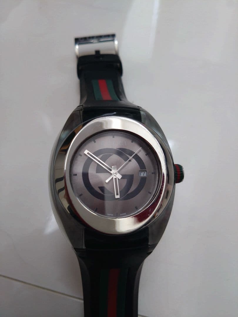 GUCCI ラバー ベルト 時計　SYNC YA137116
