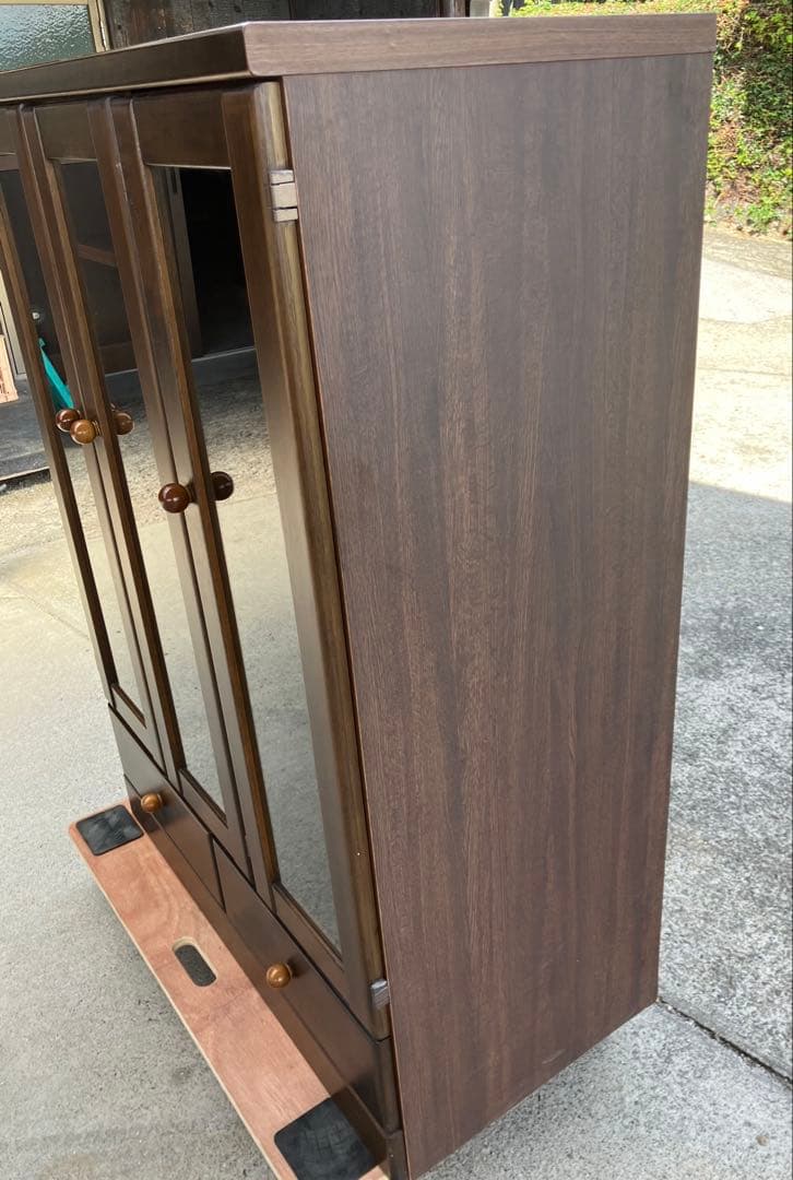 【ももゆき様】ガラス扉付き飾り棚 キャビネット ダークブラウン