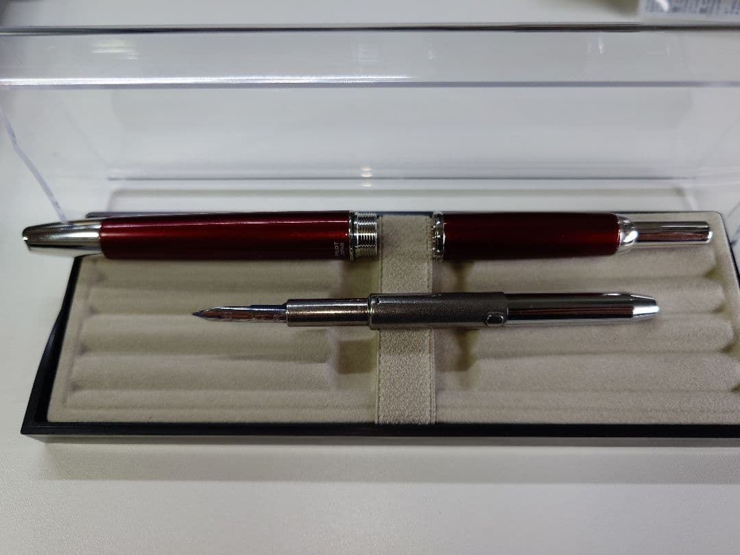 パイロット キャップレスデシモ EF レッド