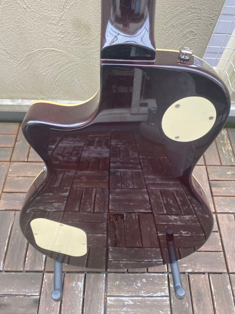 Silvertone(シルバートーン)