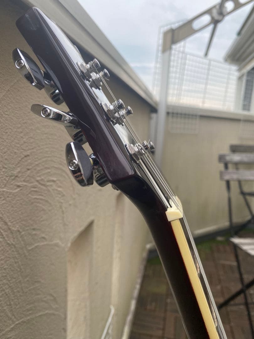 Silvertone(シルバートーン)